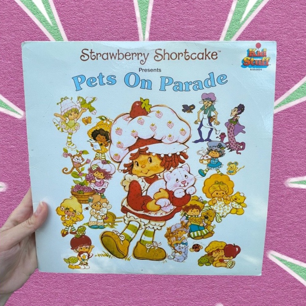 Vintage Strawberry Shortcake Pets On Parade Vinyl Record 1982